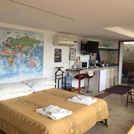 Camilla House Bed & Breakfast Santa Marinella Eksteriør bilde